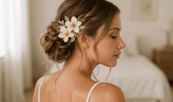 8 Elegantes Peinados Para Boda en Playa Que Te Harán Lucir Genial